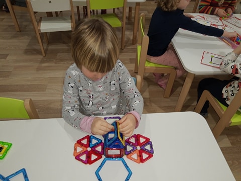 Zajęcia konstrukcyjne u&nbsp;Hipciów