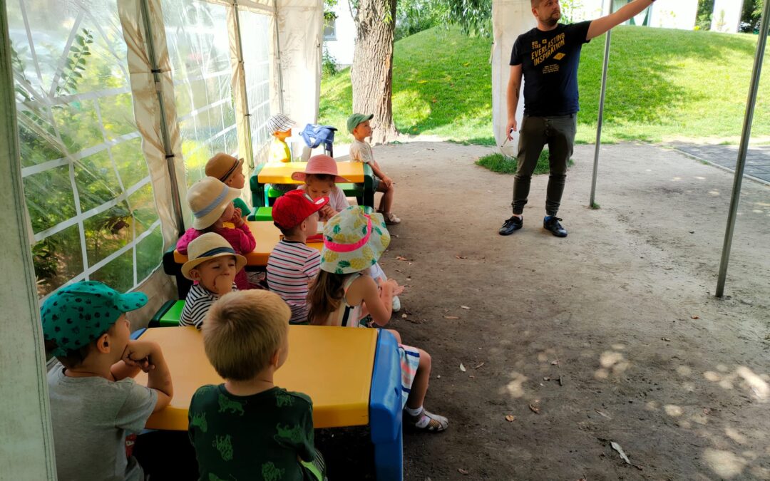 Young explorers – zajęcia z&nbsp;języka angielskiego u&nbsp;Lemurków